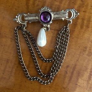 Vintage Style collar pin